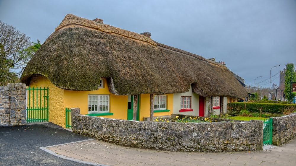 Thatched cottage Adare Co Lime